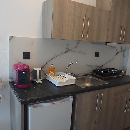 Merida Apartments Mola Kalyva Luaran gambar
