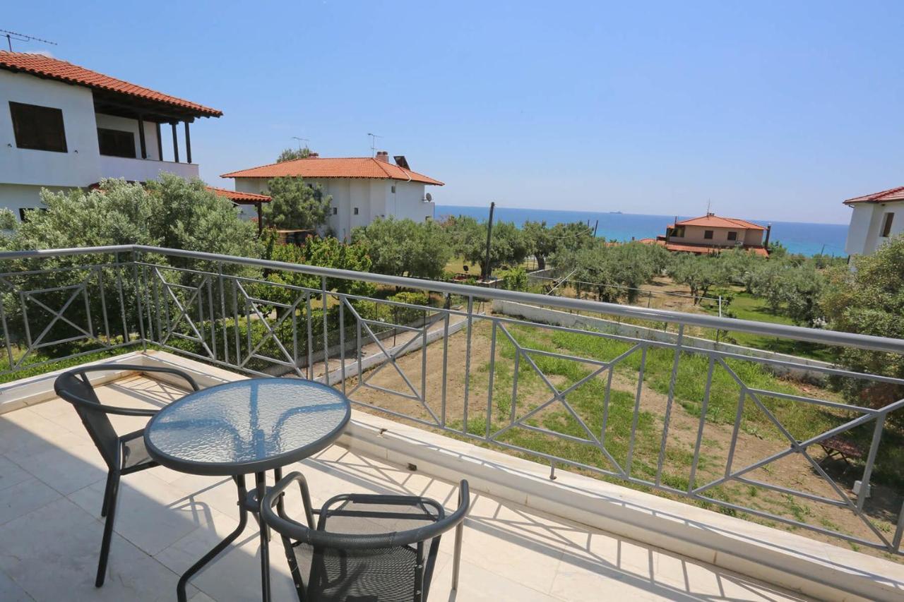 Merida Apartments Mola Kalyva Luaran gambar