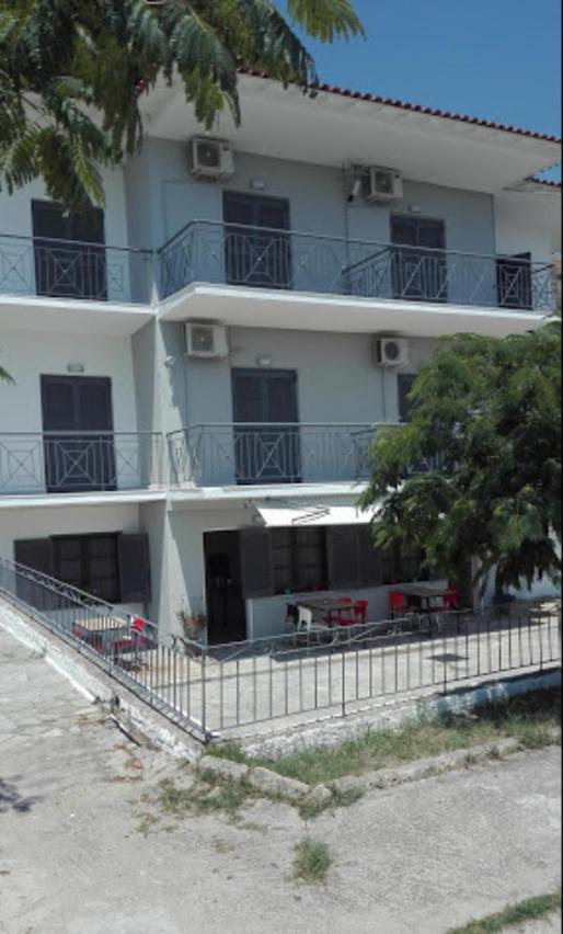 Merida Apartments Mola Kalyva Luaran gambar