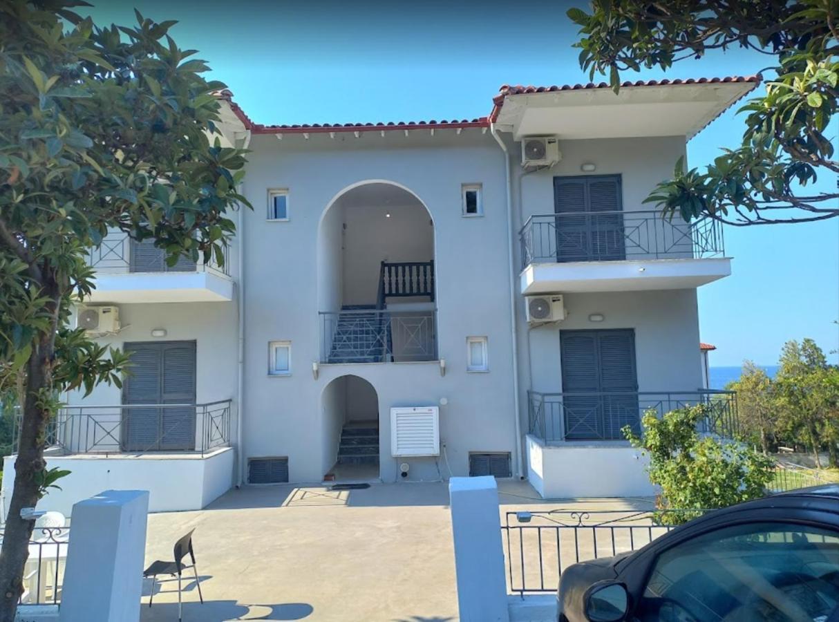 Merida Apartments Mola Kalyva Luaran gambar