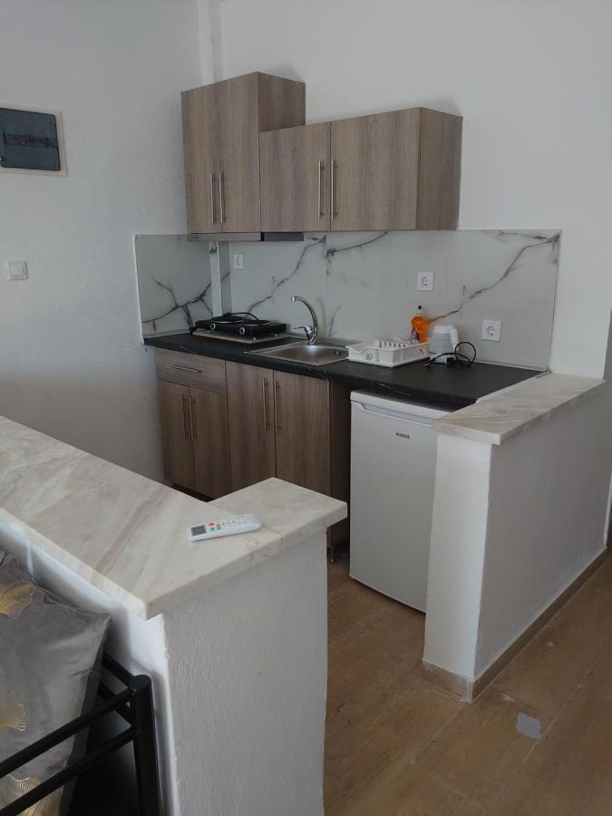 Merida Apartments Mola Kalyva Luaran gambar