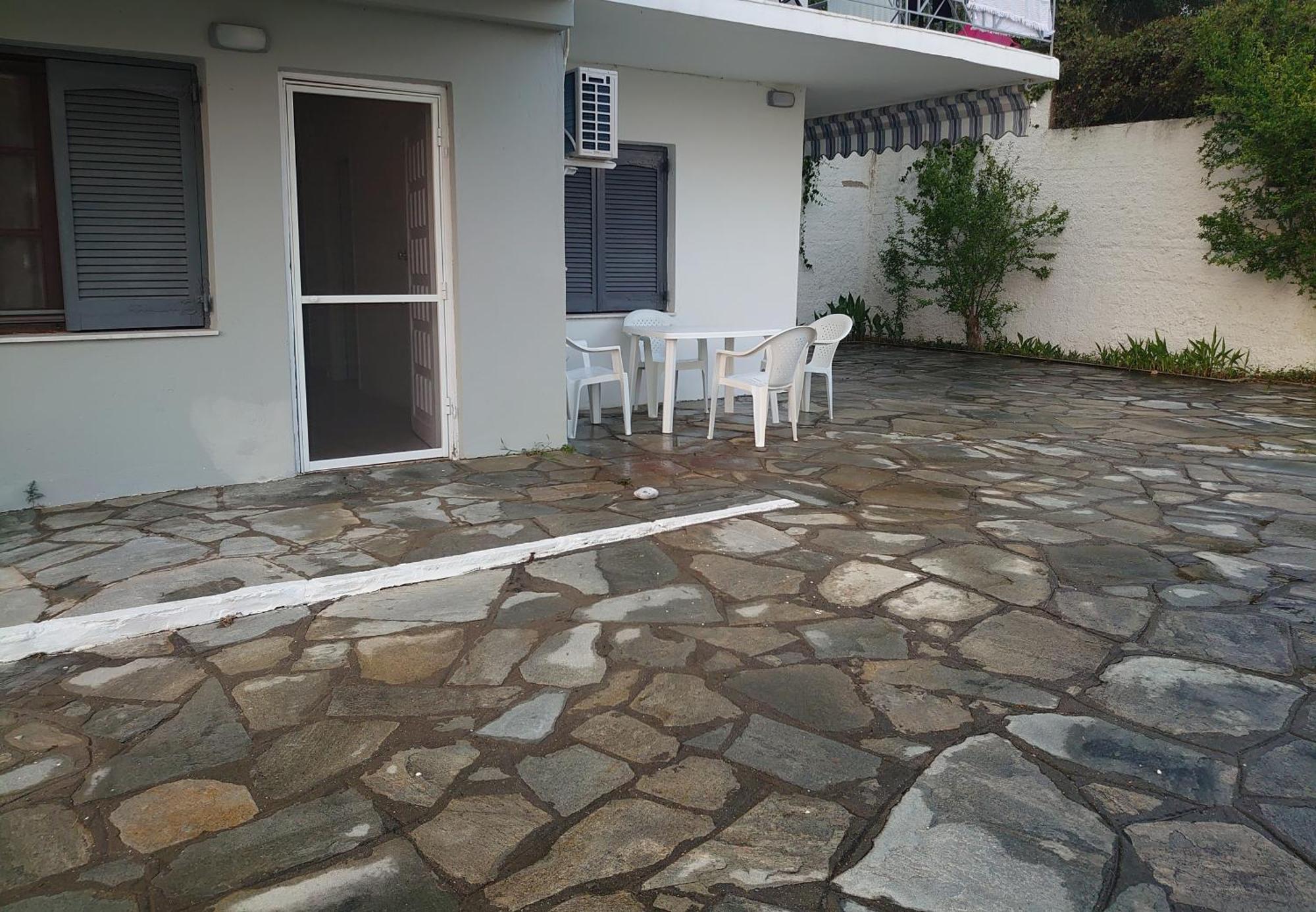 Merida Apartments Mola Kalyva Luaran gambar